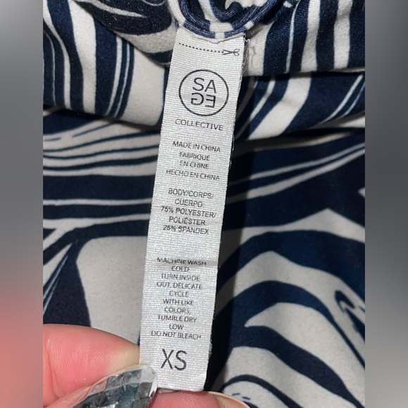 Swirled Workout Set - Picture 7 of 7